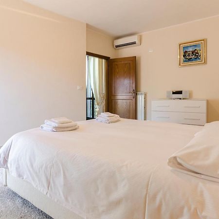 Begatto Apartment, Nel Cuore Del Centro Storico โบโลญญา ภายนอก รูปภาพ
