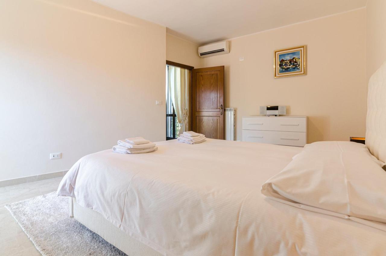 Begatto Apartment, Nel Cuore Del Centro Storico โบโลญญา ภายนอก รูปภาพ